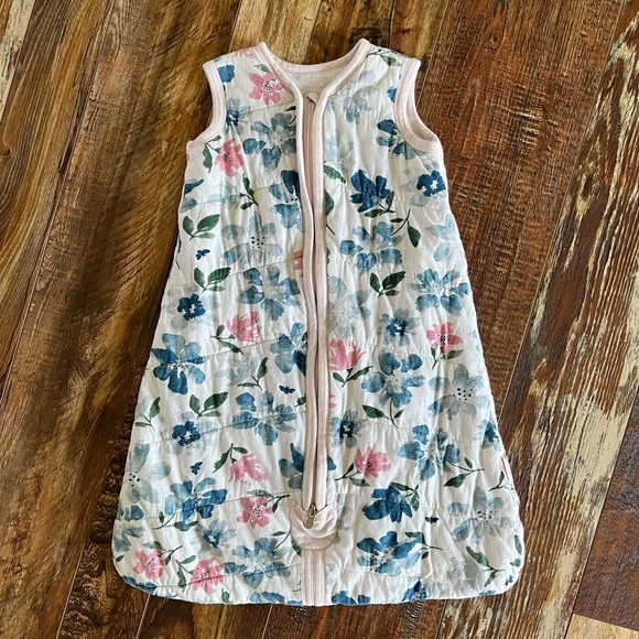 2 sleep sacks 0-6M - Picture 4 of 5